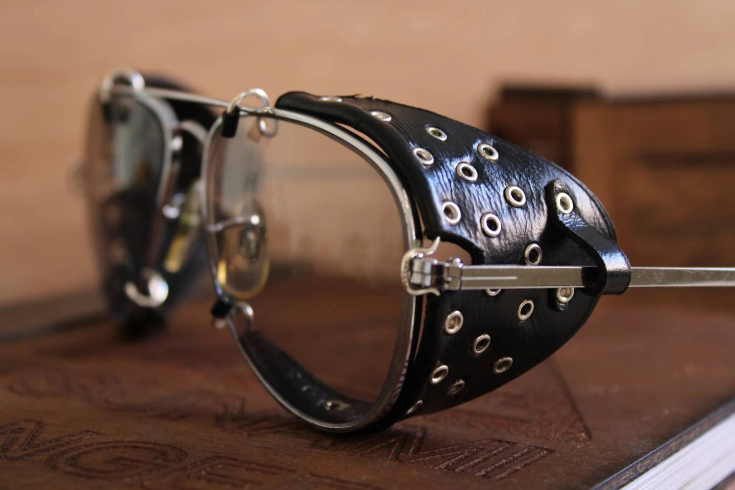 Classic Aviator Side Shield Benin