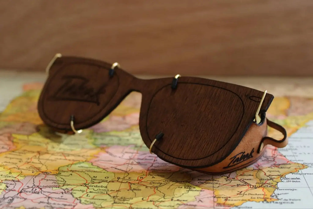 Wayfarer Side Shields Spain